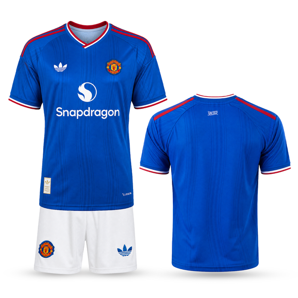 Manchester United Detský Futbalový Komplet. 26/27