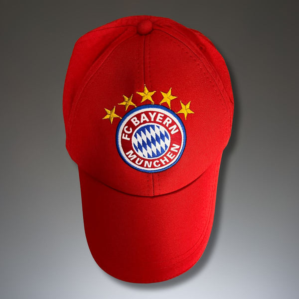 Čiapka s erbom Bayern Munich, červená